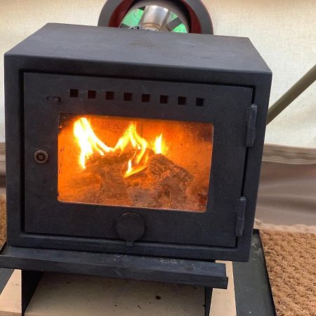 Home Farm Radnage Glamping Bell Tent 4, With Log Burner And Fire Pit Exterior photo